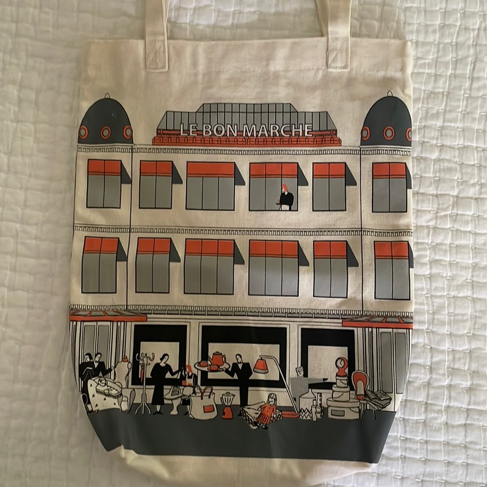 Chic Illustrated Tote Bag - Cream and Black